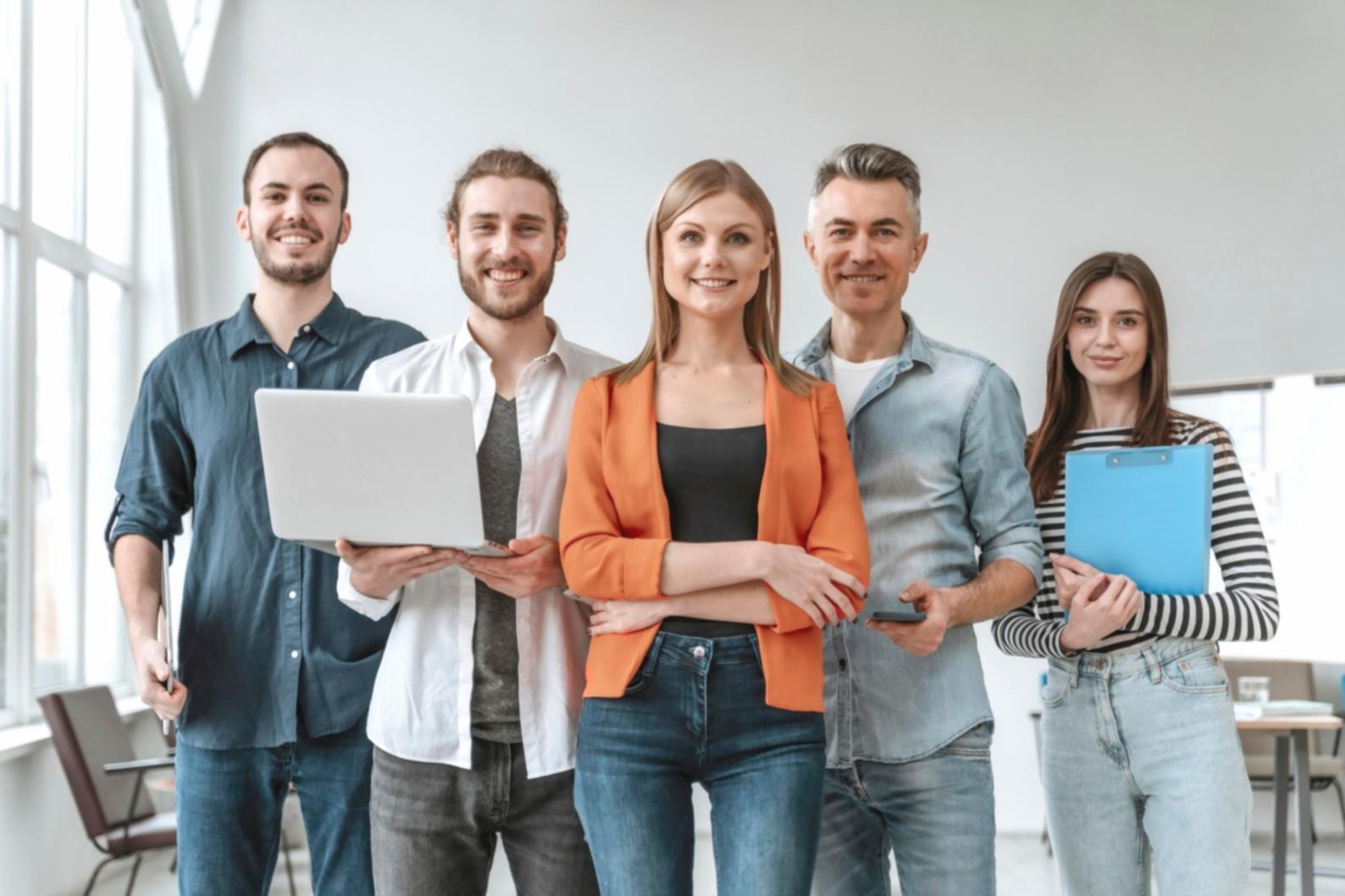 Gemeinsame Arbeit an finanziellen Herausforderungen